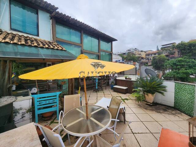 #241 - Apartamento para Venda em Rio de Janeiro - RJ