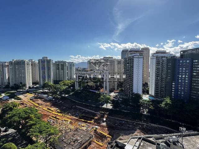 Venda em Barra da Tijuca - Rio de Janeiro