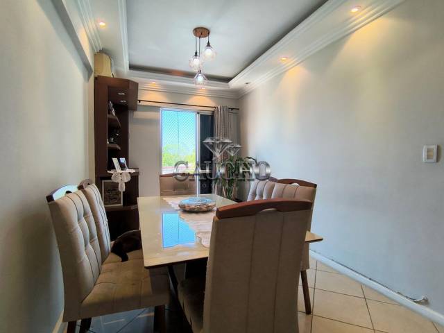 #636 - Apartamento para Venda em Rio de Janeiro - RJ