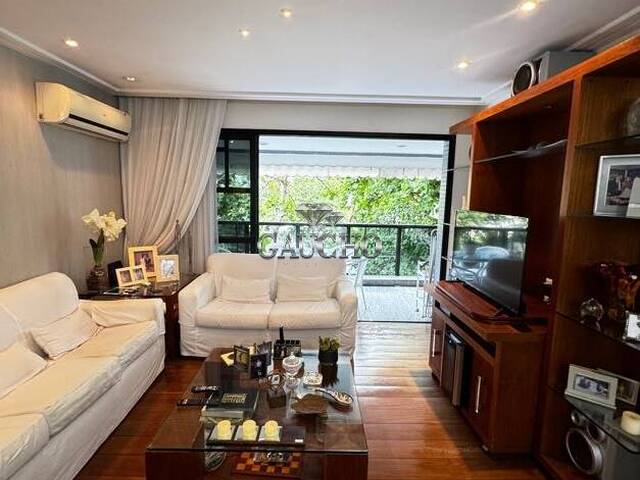 #650 - Apartamento para Venda em Rio de Janeiro - RJ