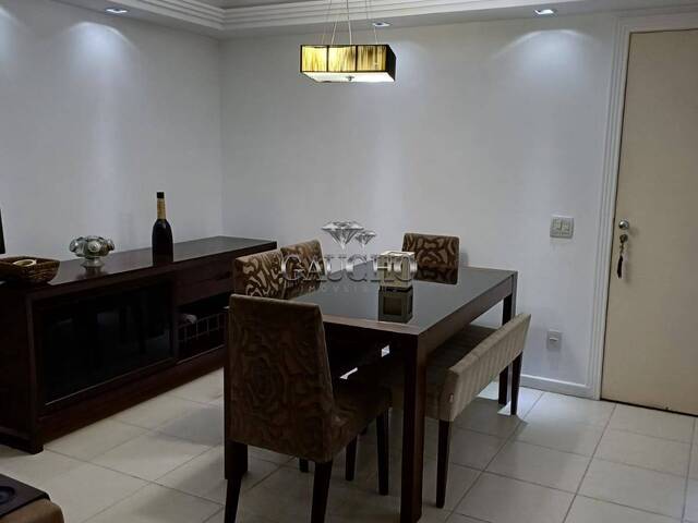 #655 - Apartamento para Venda em Rio de Janeiro - RJ