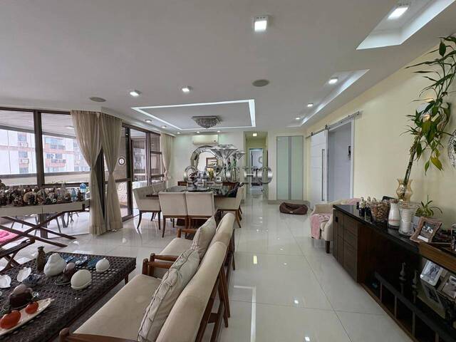 #656 - Apartamento para Venda em Rio de Janeiro - RJ