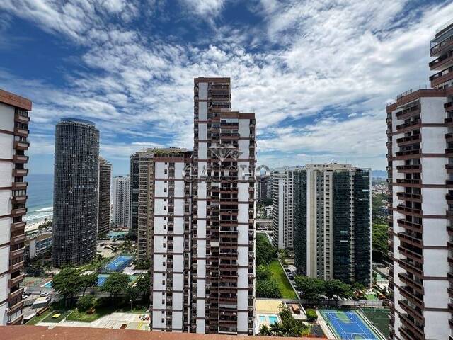 #660 - Apartamento para Venda em Rio de Janeiro - RJ