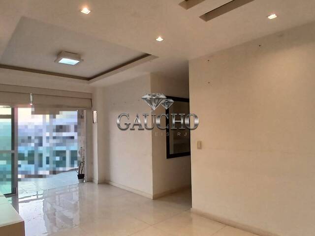 #663 - Apartamento para Venda em Rio de Janeiro - RJ