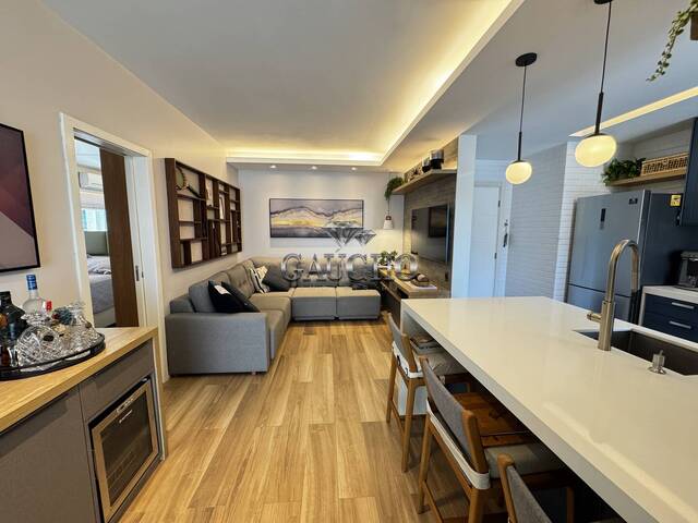 #665 - Apartamento para Venda em Rio de Janeiro - RJ