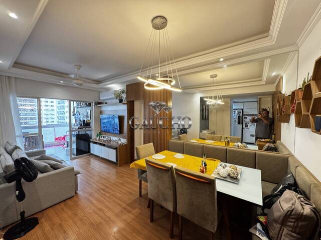 #670 - Apartamento para Venda em Rio de Janeiro - RJ