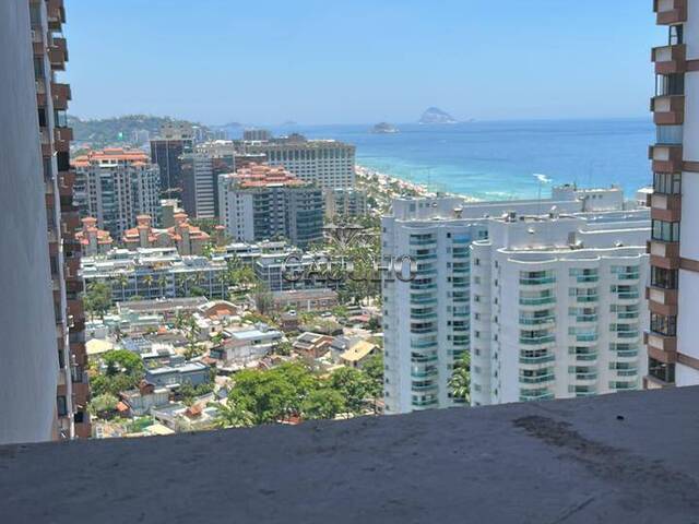 #675 - Apartamento para Venda em Rio de Janeiro - RJ