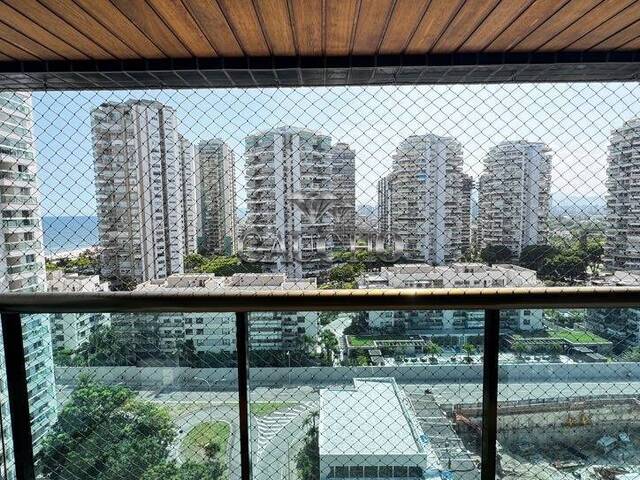#694 - Apartamento para Venda em Rio de Janeiro - RJ