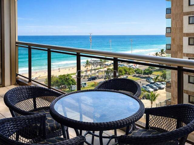 #700 - Apartamento para Venda em Rio de Janeiro - RJ