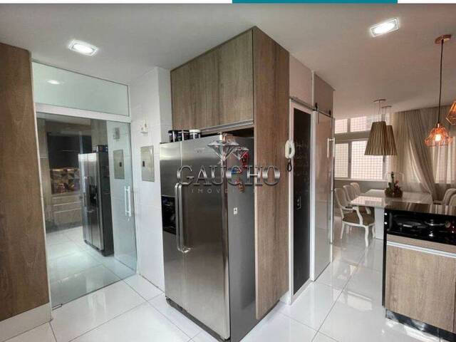 #705 - Apartamento para Venda em Rio de Janeiro - RJ