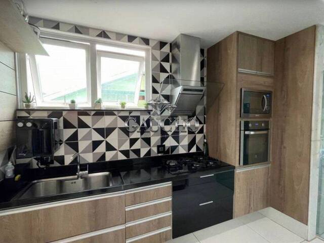 #705 - Apartamento para Venda em Rio de Janeiro - RJ