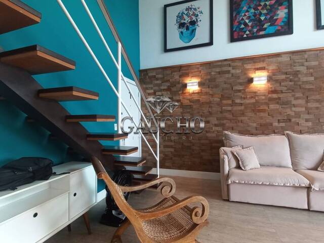 #711 - Apartamento para Venda em Rio de Janeiro - RJ