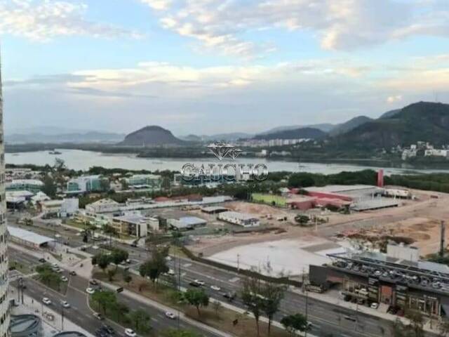 #712 - Apartamento para Venda em Rio de Janeiro - RJ