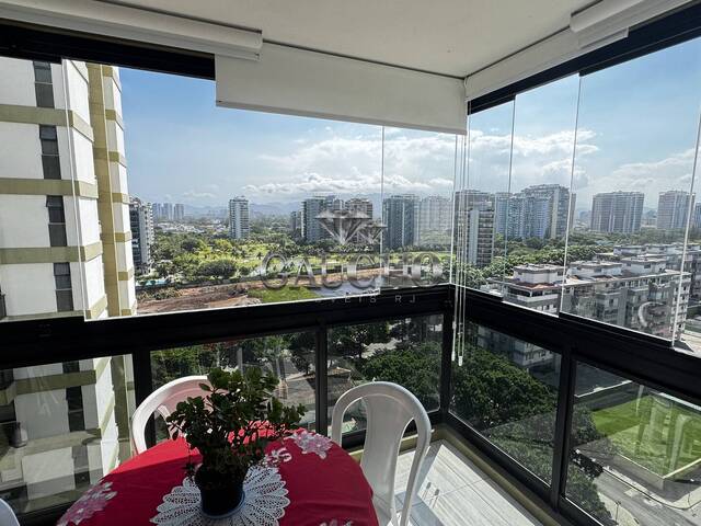 #721 - Apartamento para Venda em Rio de Janeiro - RJ