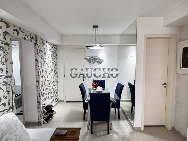 #724 - Apartamento para Venda em Rio de Janeiro - RJ