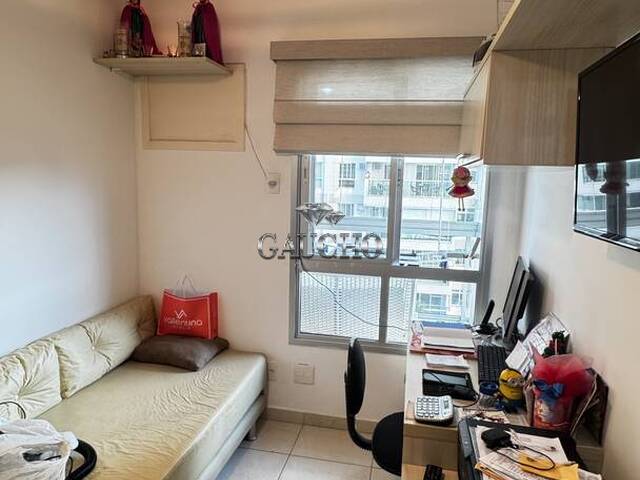 #724 - Apartamento para Venda em Rio de Janeiro - RJ