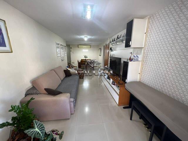 #728 - Apartamento para Venda em Rio de Janeiro - RJ