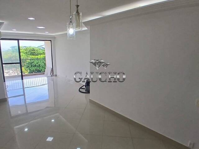 #741 - Apartamento para Venda em Rio de Janeiro - RJ