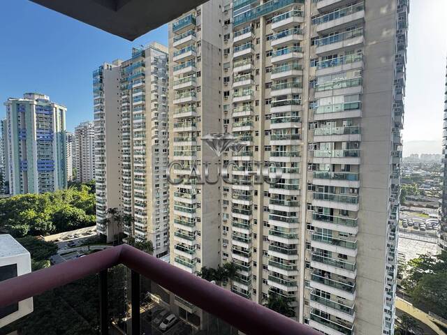 #111 - Apartamento para Venda em Rio de Janeiro - RJ