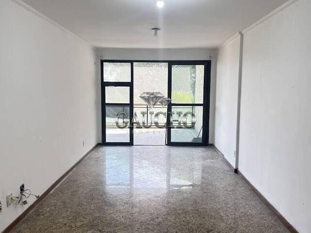 #786 - Apartamento para Venda em Rio de Janeiro - RJ