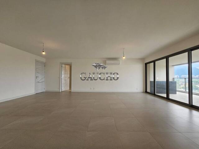 Apartamento para Venda em Rio de Janeiro - 2