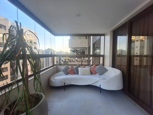 #808 - Apartamento para Locação em Rio de Janeiro - RJ
