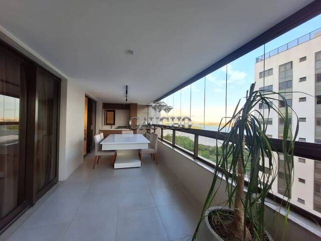 #808 - Apartamento para Locação em Rio de Janeiro - RJ