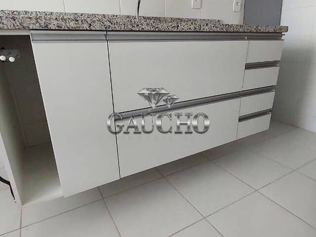 #828 - Apartamento para Locação em Rio de Janeiro - RJ