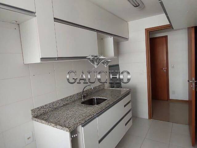 #828 - Apartamento para Locação em Rio de Janeiro - RJ