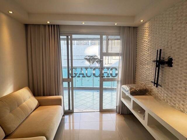 #829 - Apartamento para Venda em Rio de Janeiro - RJ