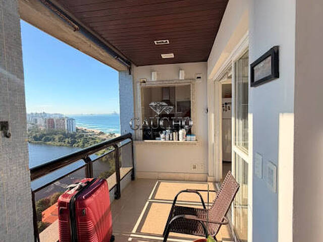 #854 - Apartamento para Locação em Rio de Janeiro - RJ