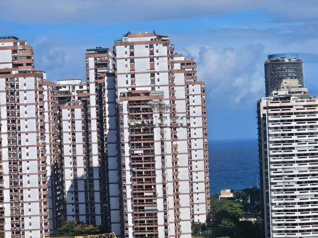 #858 - Apartamento para Venda em Rio de Janeiro - RJ