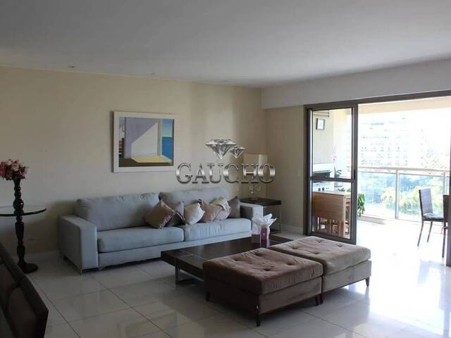 #886 - Apartamento para Locação em Rio de Janeiro - RJ