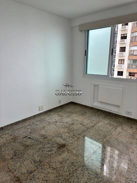 Apartamento para alugar com 2 quartos, 72m² - Foto 44