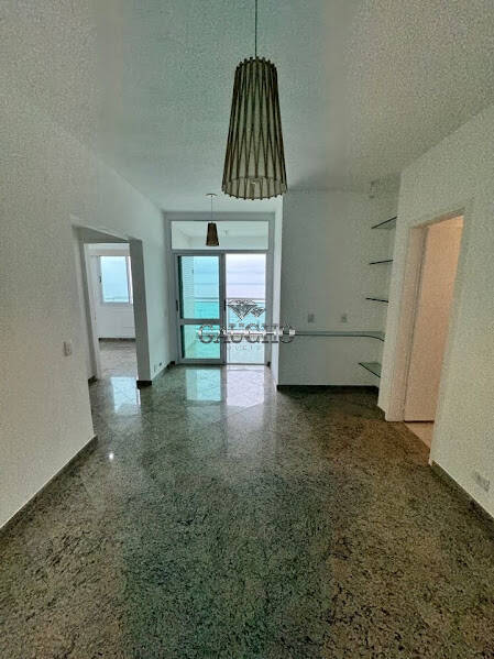 Apartamento para alugar com 2 quartos, 72m² - Foto 11