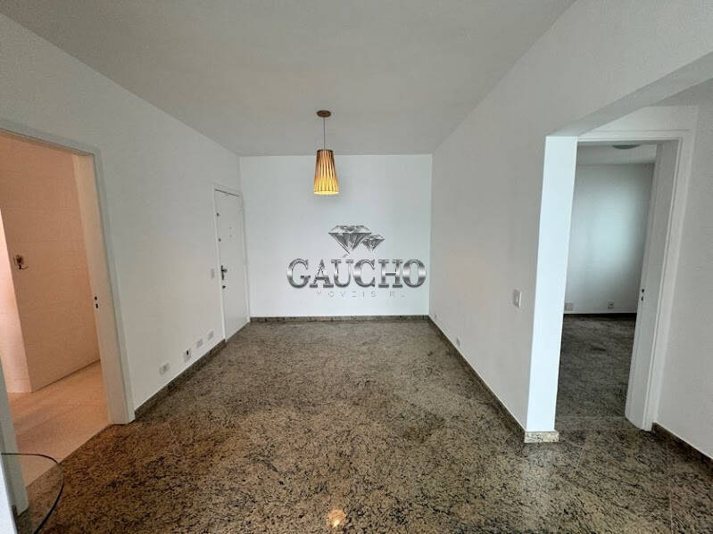 Apartamento para alugar com 2 quartos, 72m² - Foto 12