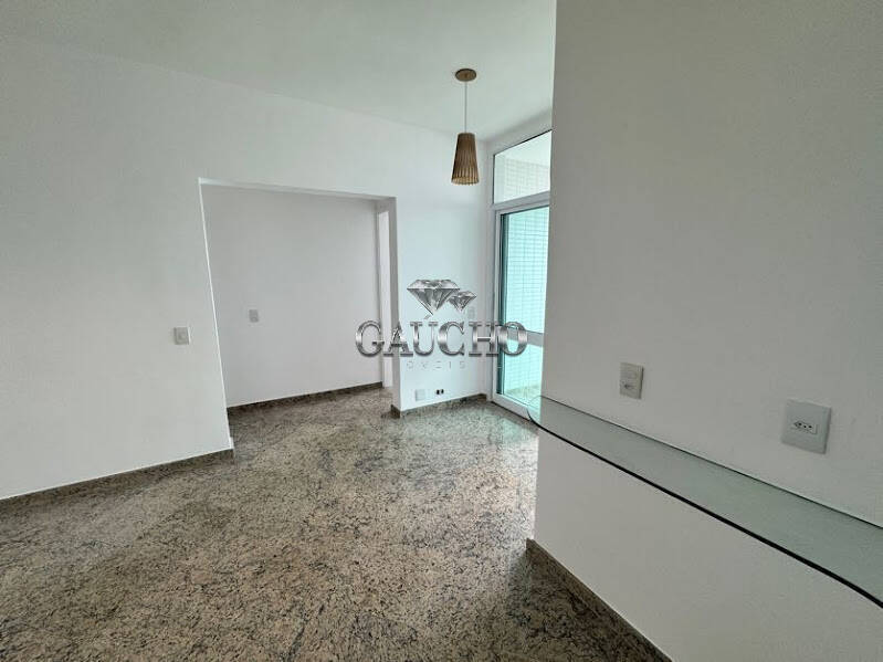 Apartamento para alugar com 2 quartos, 72m² - Foto 15