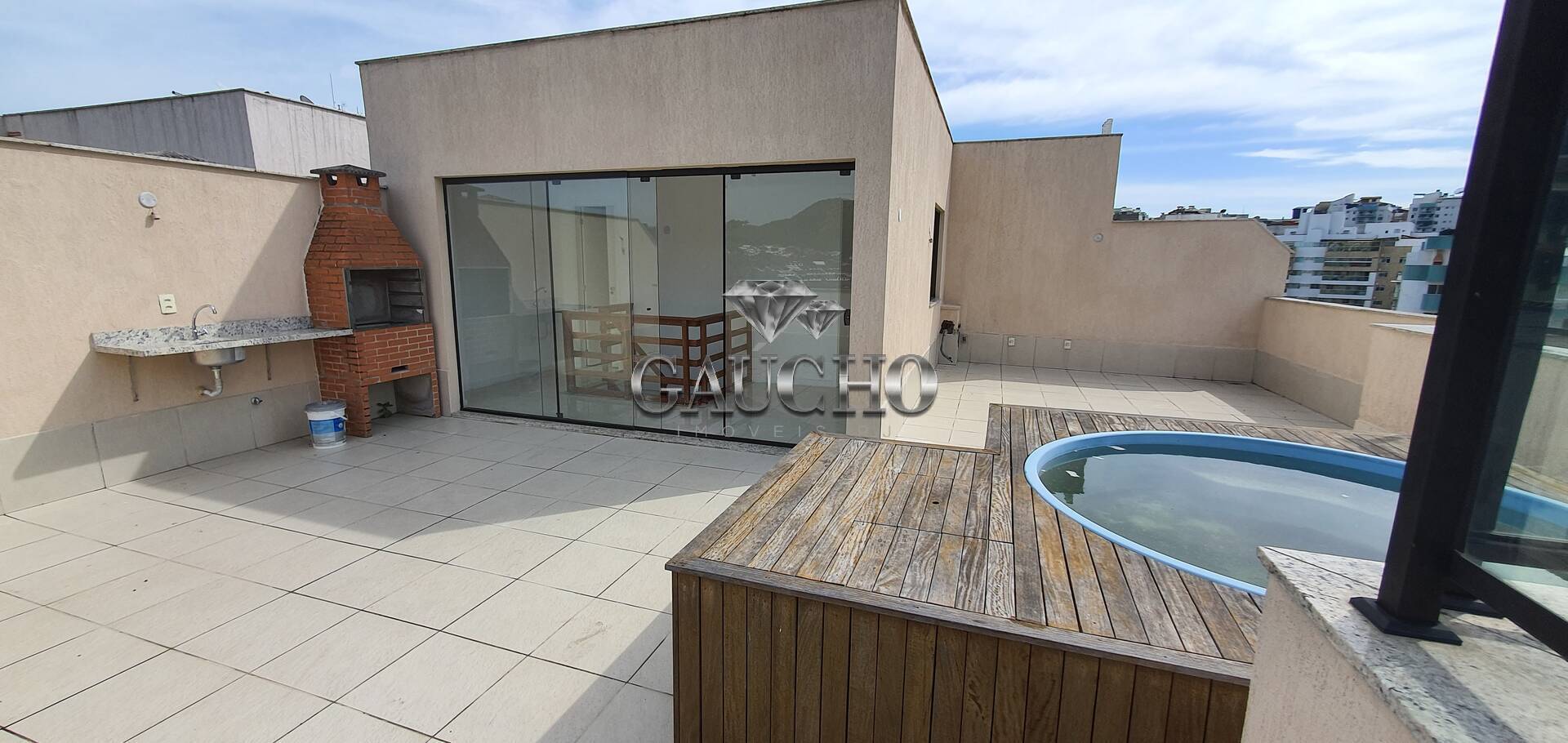 Cobertura à venda e aluguel com 3 quartos, 169m² - Foto 2