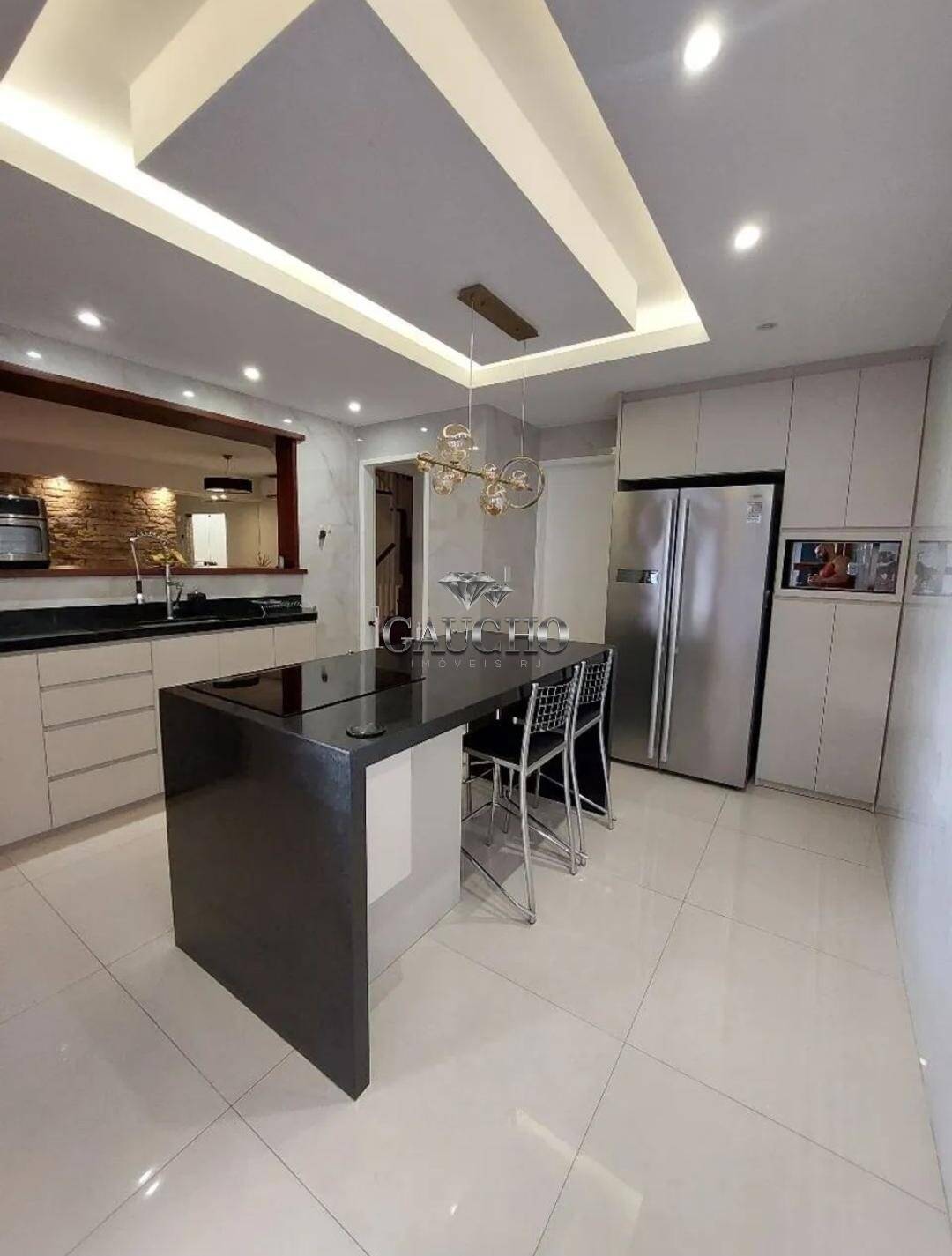 Casa à venda com 4 quartos, 192m² - Foto 5