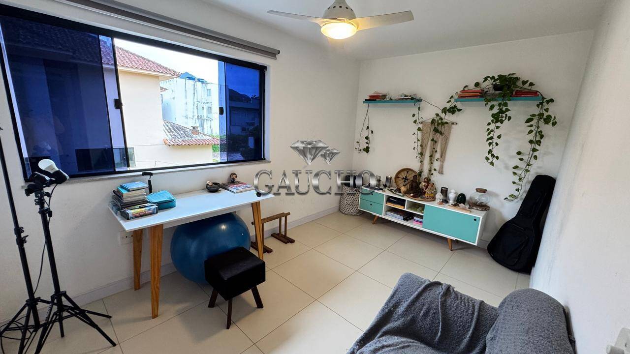Casa à venda com 3 quartos, 138m² - Foto 34