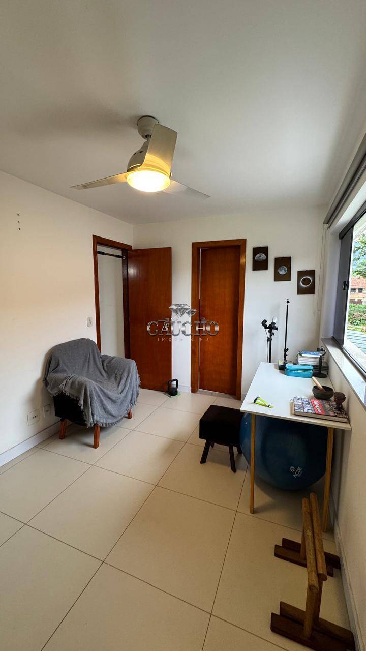 Casa à venda com 3 quartos, 138m² - Foto 31