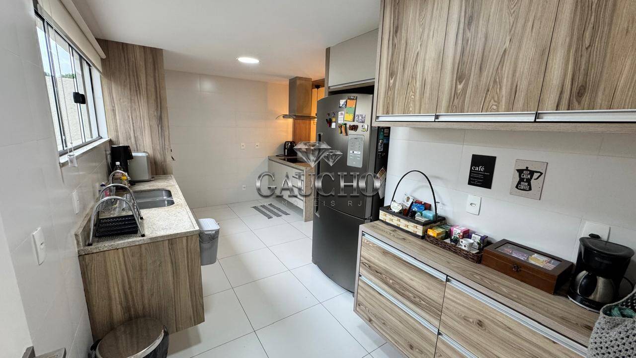 Casa à venda com 3 quartos, 138m² - Foto 10