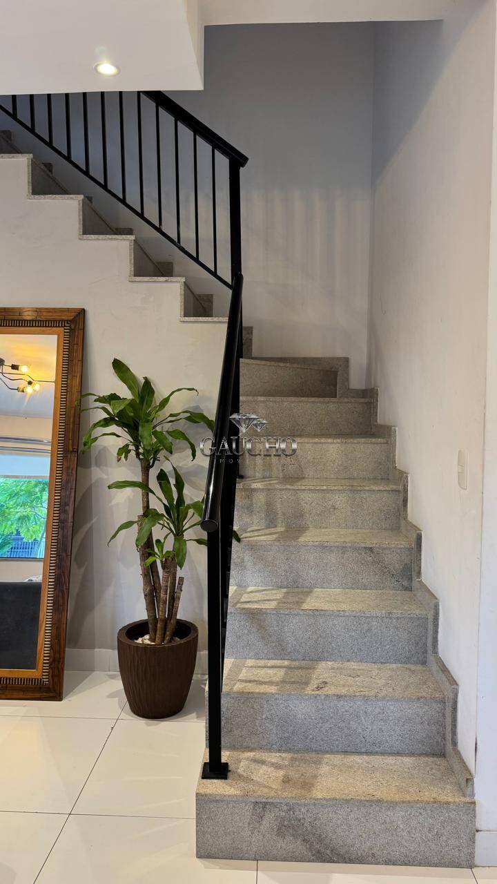 Casa à venda com 3 quartos, 138m² - Foto 6