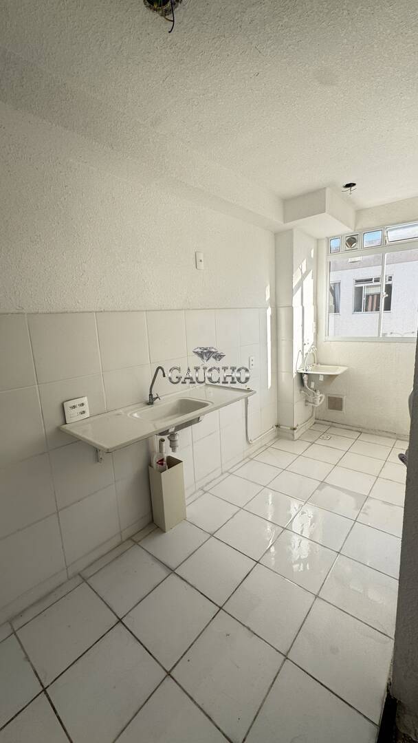 Apartamento à venda com 2 quartos, 41m² - Foto 17