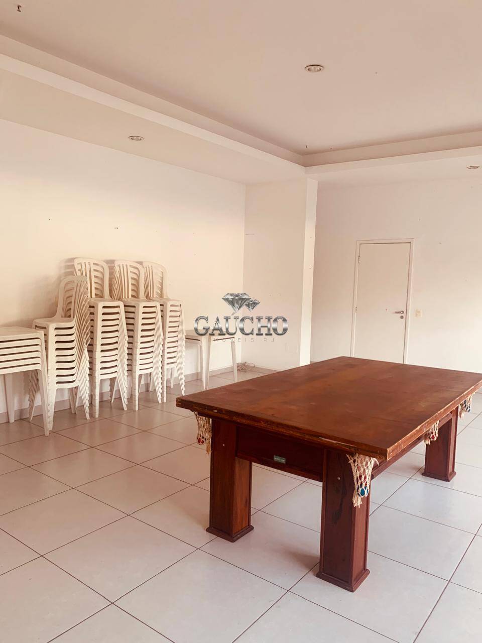 Apartamento para alugar com 2 quartos, 68m² - Foto 27
