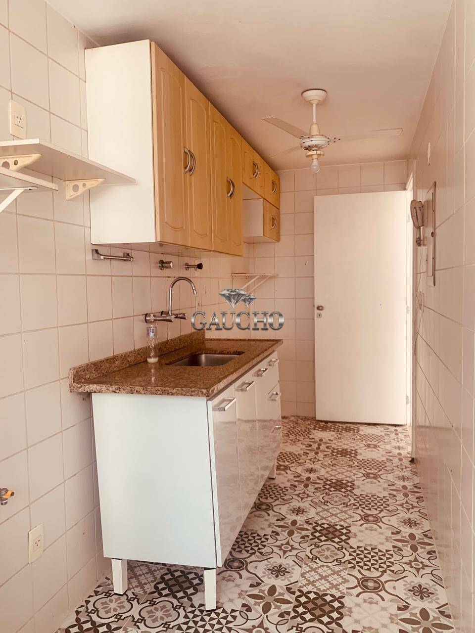 Apartamento para alugar com 2 quartos, 68m² - Foto 9