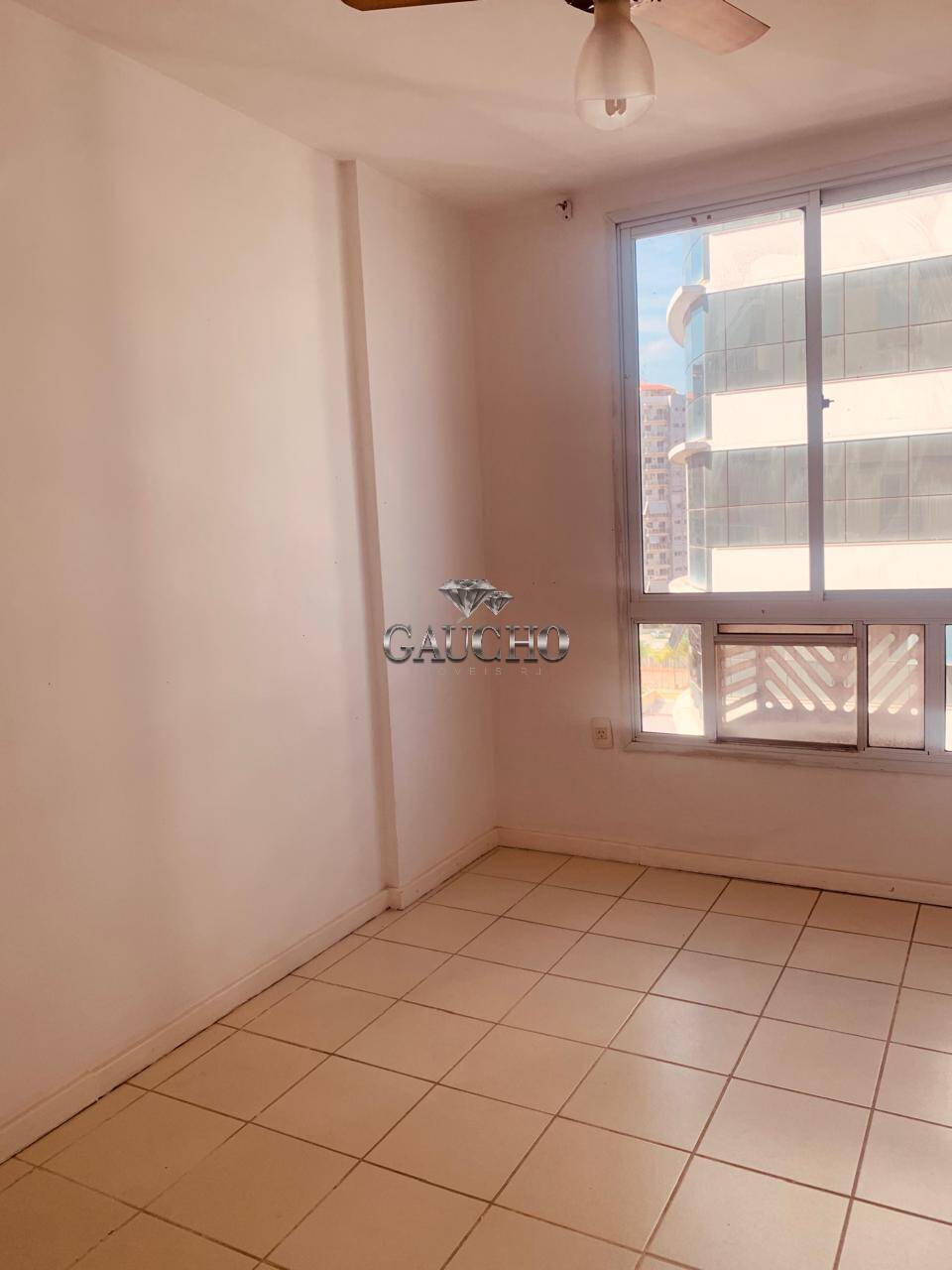 Apartamento para alugar com 2 quartos, 68m² - Foto 11
