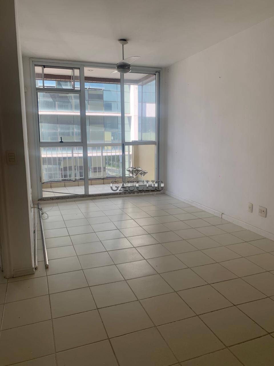 Apartamento para alugar com 2 quartos, 68m² - Foto 2