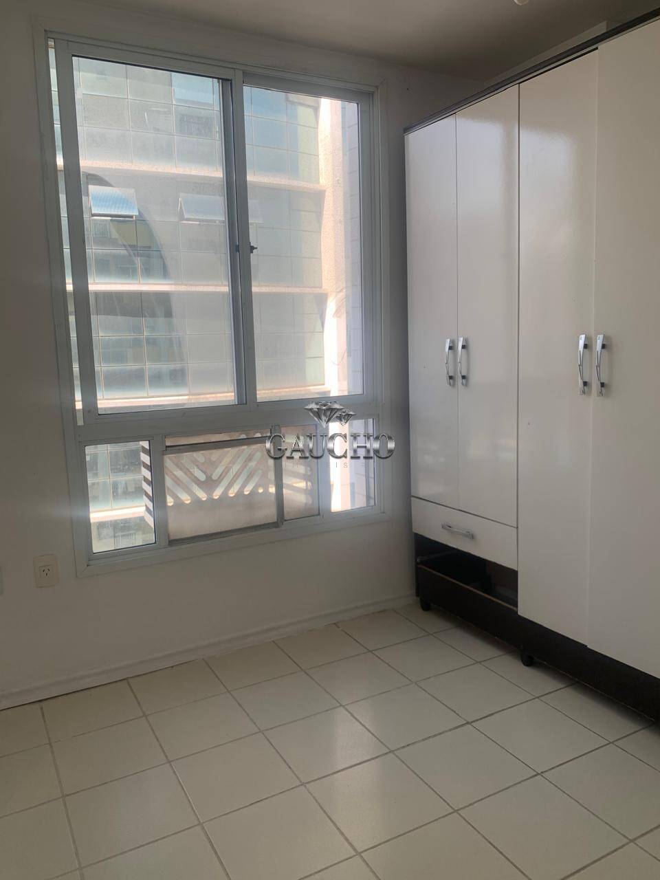 Apartamento para alugar com 2 quartos, 68m² - Foto 20