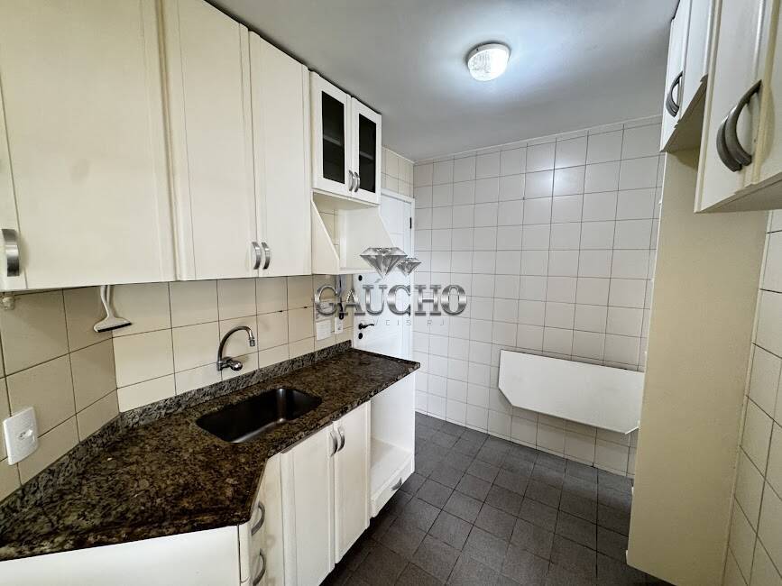 Apartamento para alugar com 3 quartos, 75m² - Foto 14